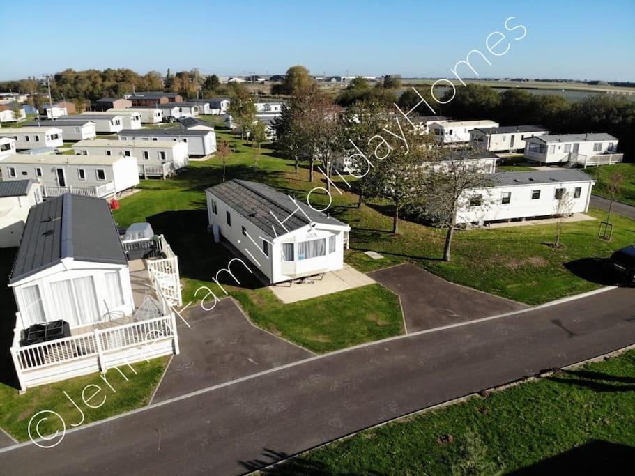 Jenner Family Holiday Homes At Tattershall Lakes Dogdyke Exterior foto