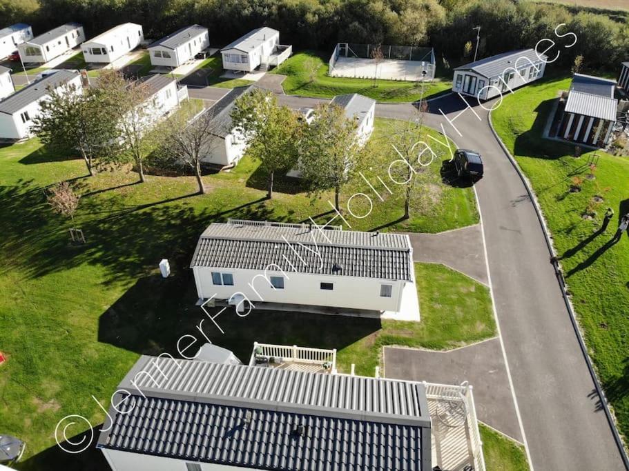 Jenner Family Holiday Homes At Tattershall Lakes Dogdyke Exterior foto